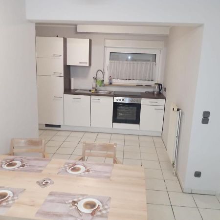 Monteurzimmer/Ferienwohnung Brauckstrasse, غلادبك المظهر الخارجي الصورة