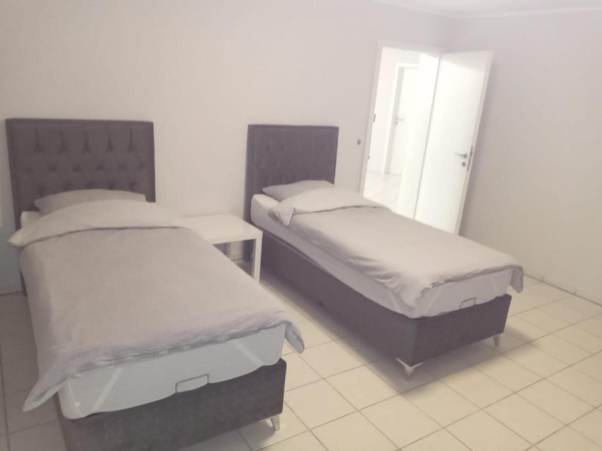 Monteurzimmer/Ferienwohnung Brauckstrasse, غلادبك المظهر الخارجي الصورة