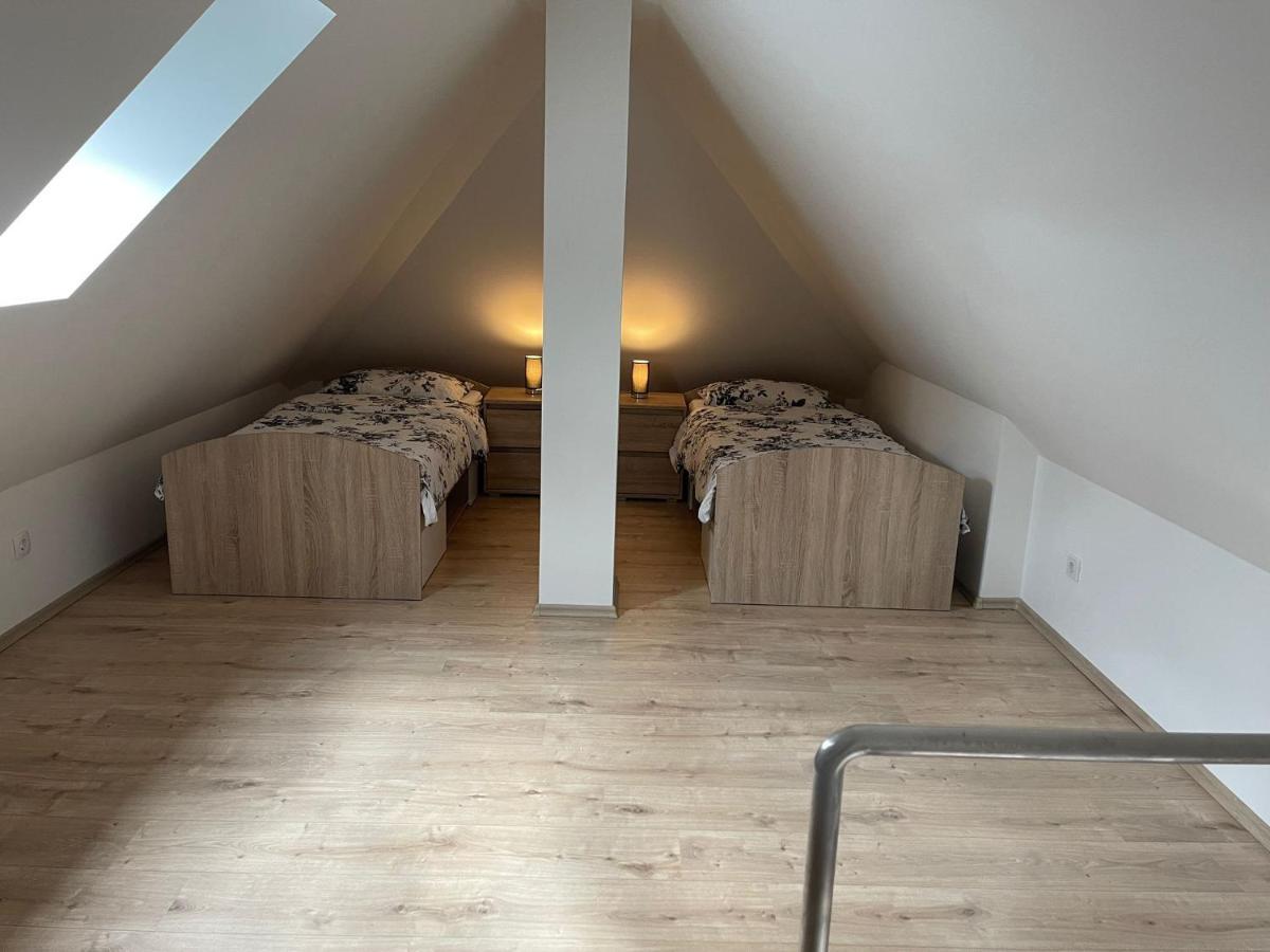 Monteurzimmer/Ferienwohnung Brauckstrasse, غلادبك المظهر الخارجي الصورة