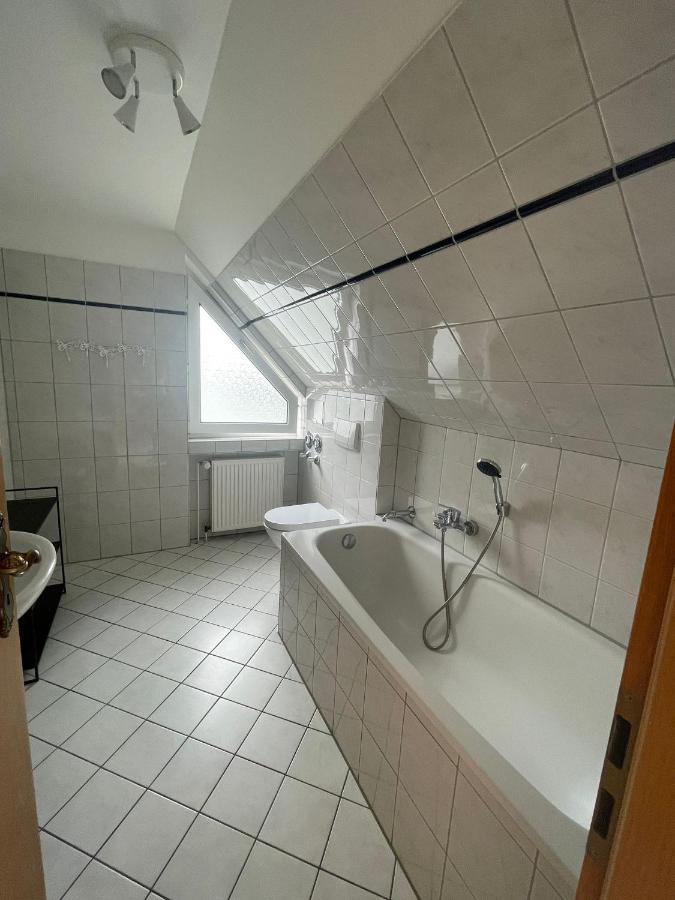 Monteurzimmer/Ferienwohnung Brauckstrasse, غلادبك المظهر الخارجي الصورة